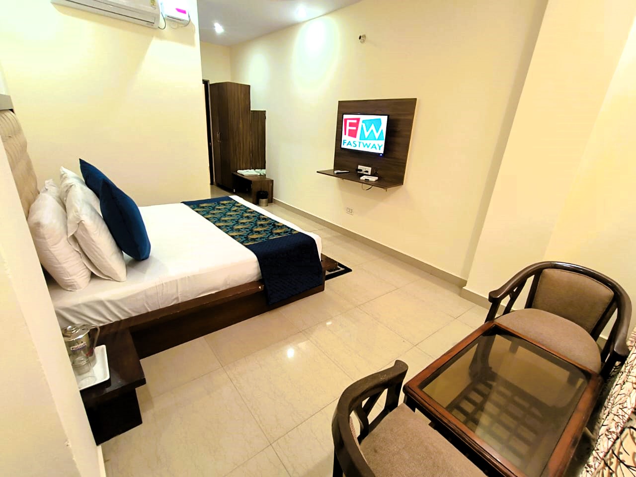 Chamunda Deluxe Sample Room